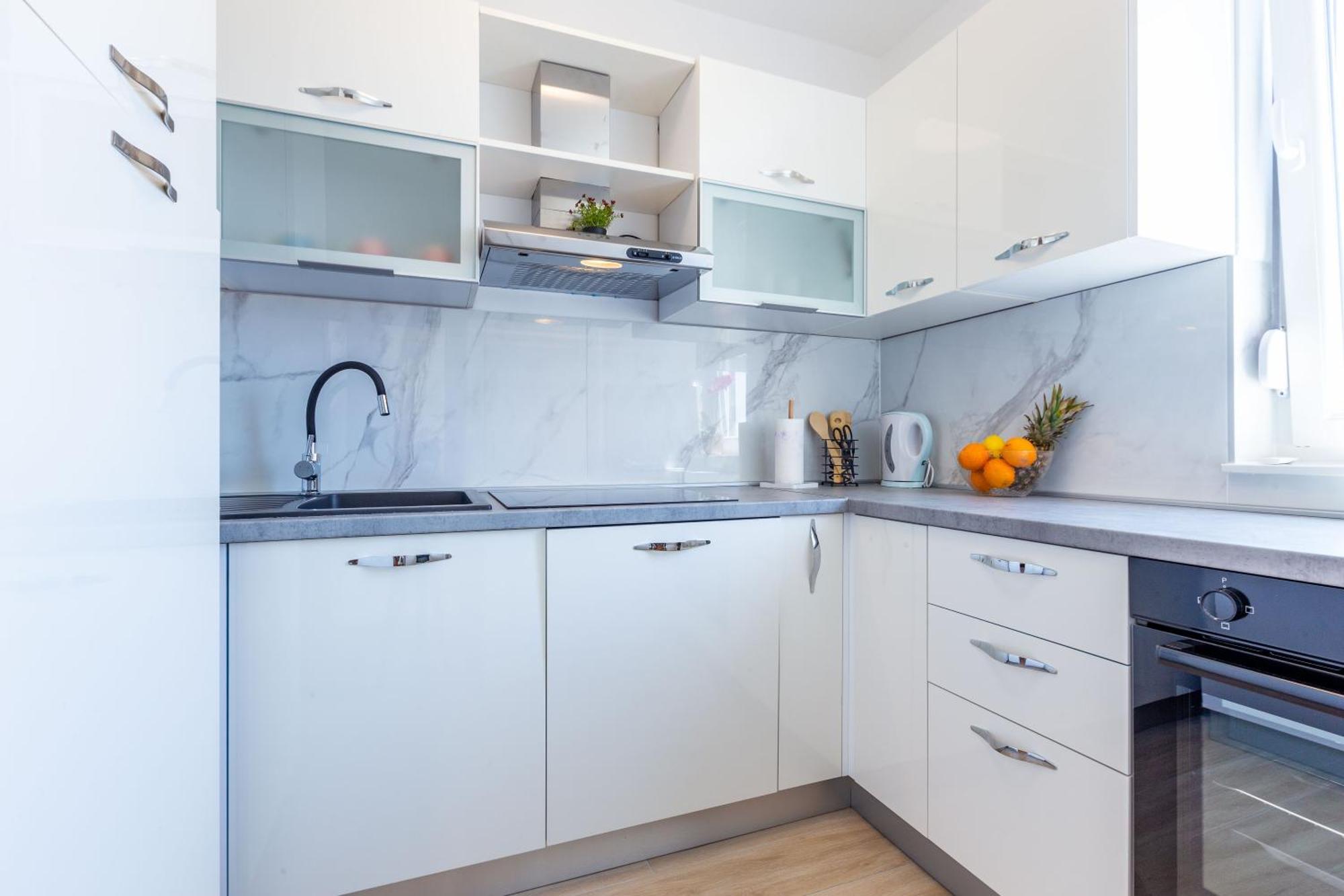 Apolon 2Bdr Apartment With Balcony 扎达尔 外观 照片