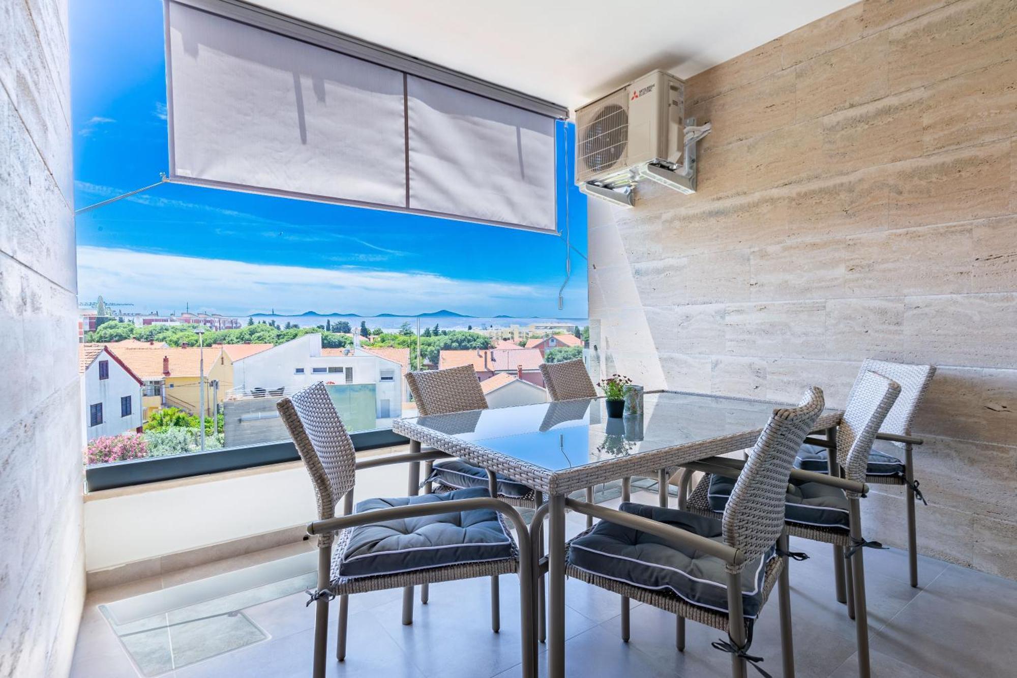 Apolon 2Bdr Apartment With Balcony 扎达尔 外观 照片